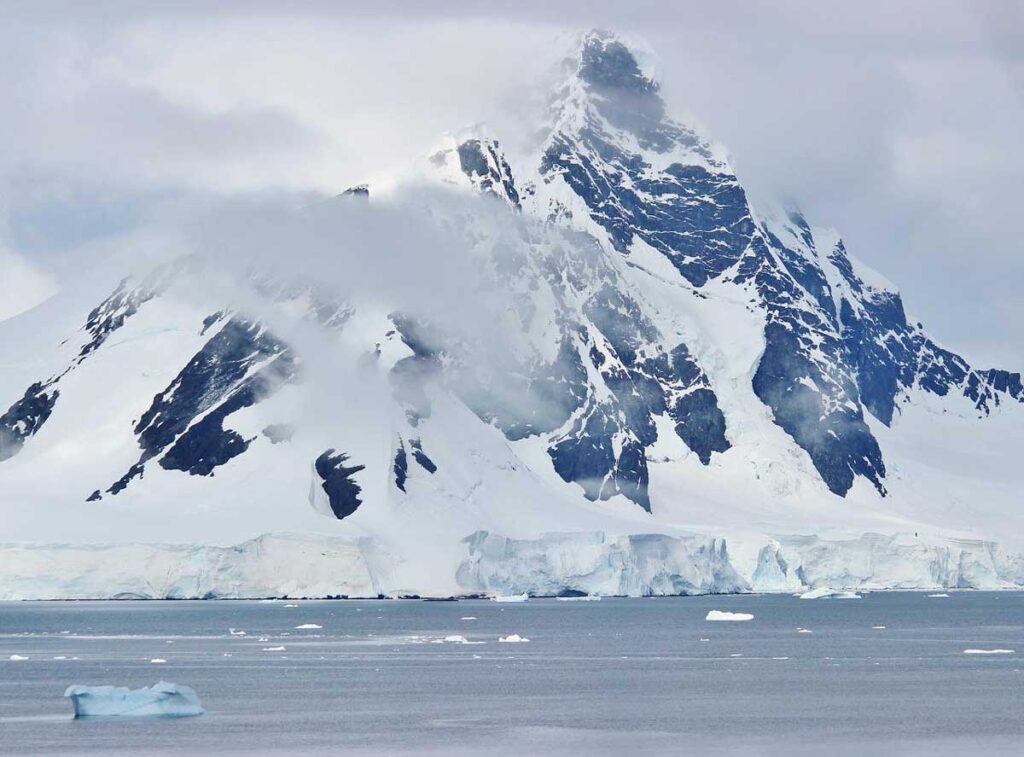 Antarctica Ice Melt : ग्लोबल वॉर्मिंग में तेज़ी से पिघल रहीं अंटार्कटिका की बर्फ, समंदर में 200 फीट तक बढ़ेगा पानी का स्तर, पृथ्वी पर आएगी तबाही