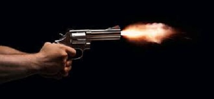 मुंगेर में रंगदारी के लिए गोलीबारी, 50 राउंड फायरिंग में 8 साल के मासूम की मौत, एक युवक जख्मी
