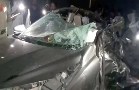 रेवाड़ी के 3 युवकों की हरिद्वार में दर्दनाक मौत, तेज़ रफ़्तार ट्रक ने कार को मारी जोरदार टक्कर, हादसे के बाद कार के उड़े परखच्चे
