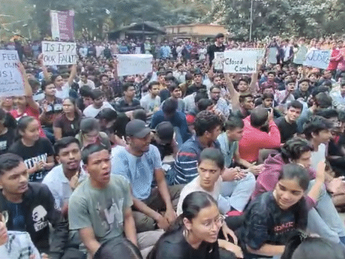 Varanasi BHU Protest