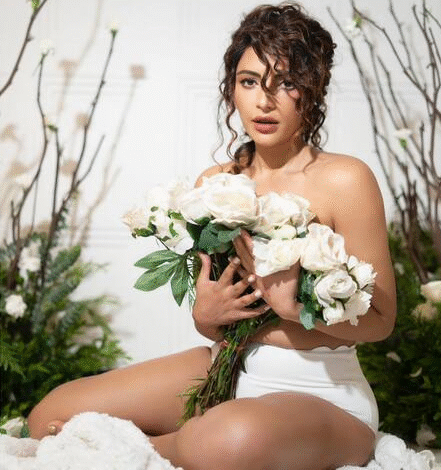 Shama Sikander Bold Photos