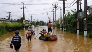 Sri Lanka Flood :तूफ़ान दितवा का आतंक,चारों तरफ तबाही!