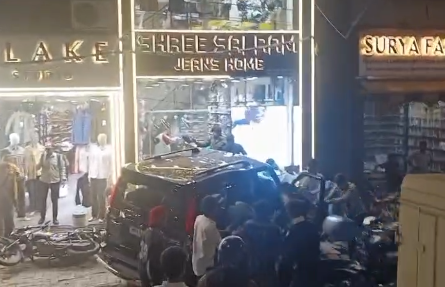 इंदौर स्कॉर्पियो हादसा: नशे में चालक ने दुकान में घुसाई गाड़ी, कई घायल