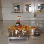 Siddheshwar Mahadev Mandir Ko Hatane Par Vivaad