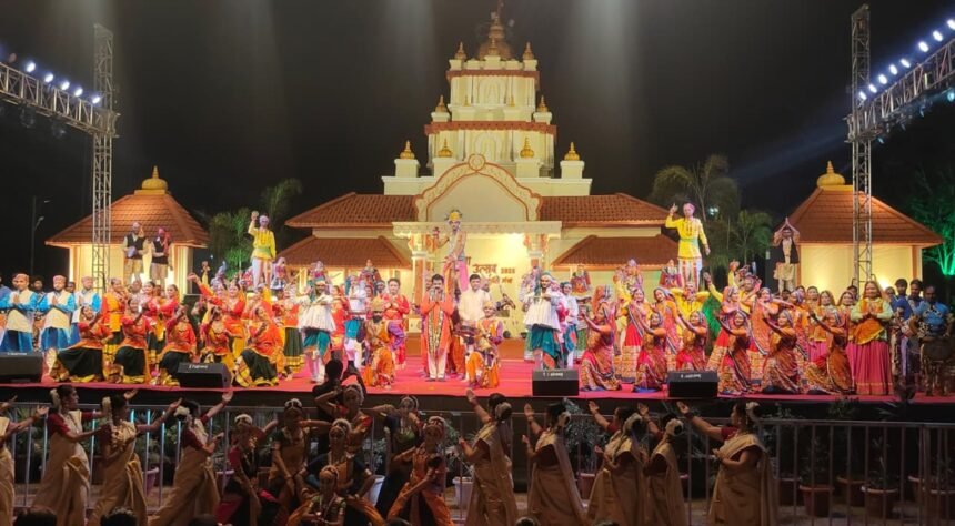 Folk artists performing during Malwa Utsav in Indore