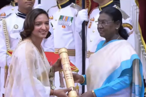 Harmanpreet Kaur Padma Shri 2026: President Droupadi Murmu ने Rashtrapati Bhavan में किया सम्मानित