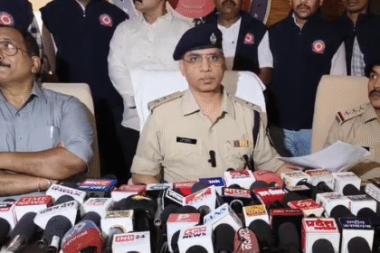 Indore IPL Satta Latest Update showing Crime Branch raid on online betting gang in Bapji Nagar with seized laptops mobiles and IPL betting setup