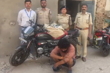 ndore Excise Action: Bombay Bazar क्षेत्र में 40.5 Bulk Liter अवैध शराब जब्त