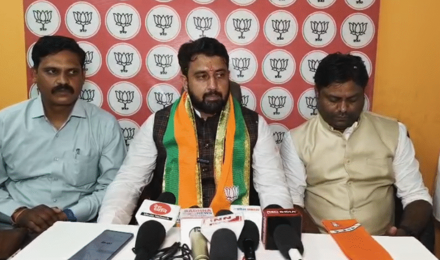 Shyam Tailor during BJYM Indore visit at BJP office