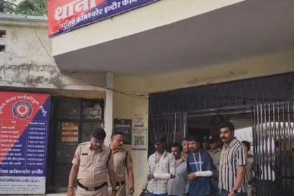Indore Pardesipura Knife Attack Latest News showing police action in Janata Quarter where three accused were arrested in connection with a serious assault case.