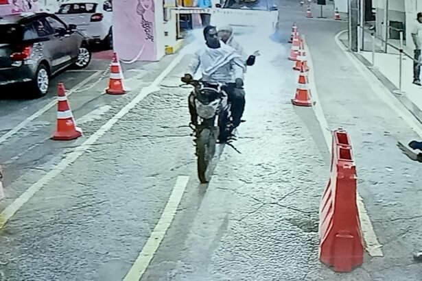Central Mall Indore Battery Theft investigation based on CCTV footage