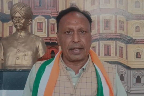 Sarvate Bus Stand Latest News illegal canteen allegations Indore Municipal Corporation investigation