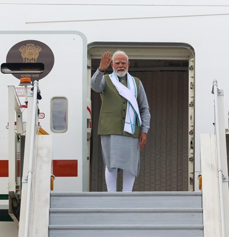 Narendra Modi G7 Summit 2026 France visit and global leaders meeting