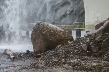 mumbai-pune expressway, mumbai-pune expressway landslide, maharashtra rain, khandala landslide, pune landslide, missing link project, heavy rain india, varandha ghat, bhor mahad road, expressway update, traffic update, maharashtra weather, india weather, landslide news, infrastructure news, tunnel project, rain alert, mumbai news, pune news, india latest news