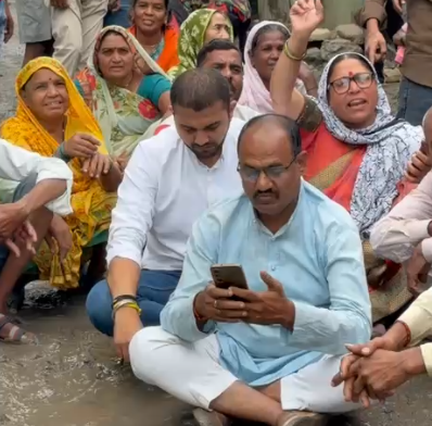 indore-ward-75-road-protest