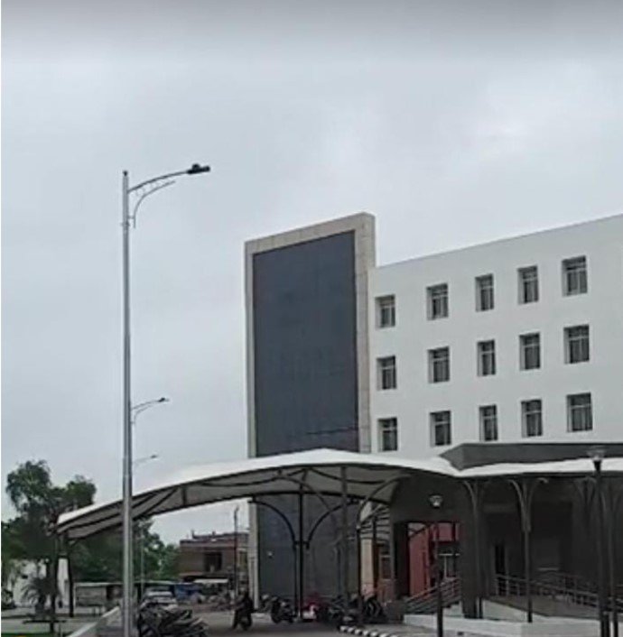 Indore District Hospital Controversy