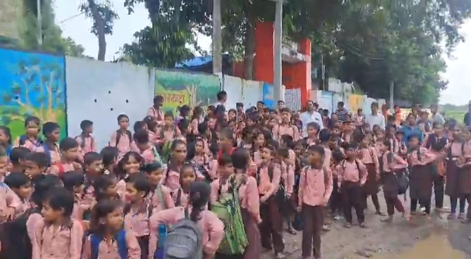 kannauj school protest