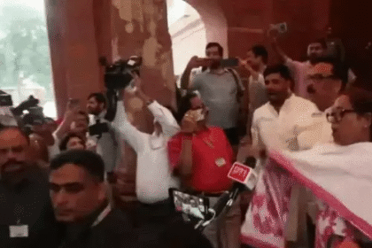 Parliament NDA Congress Protest