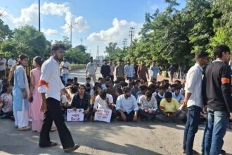 ABVP DAVV Protest