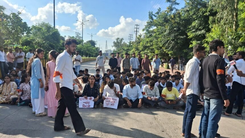 ABVP DAVV Protest
