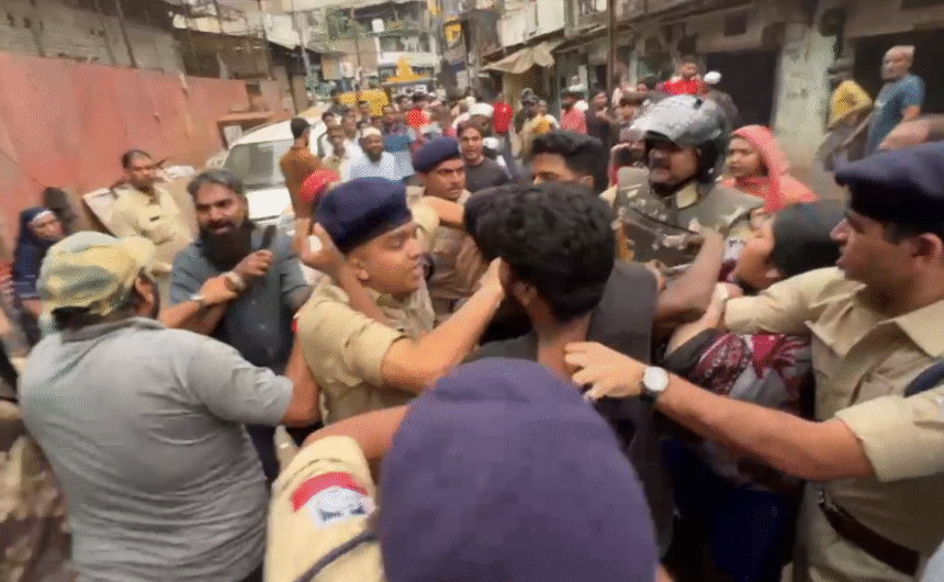 South Toda Indore me dsp ko mara